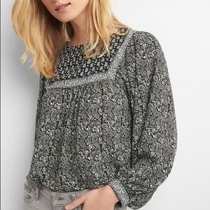 GAP Peasant Top